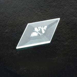 Diamant form Glas 3,7 x 6,4cm